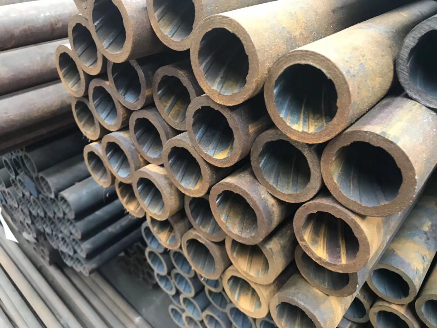 內(nèi)螺紋管:SA-210C/A1、SA-213T2