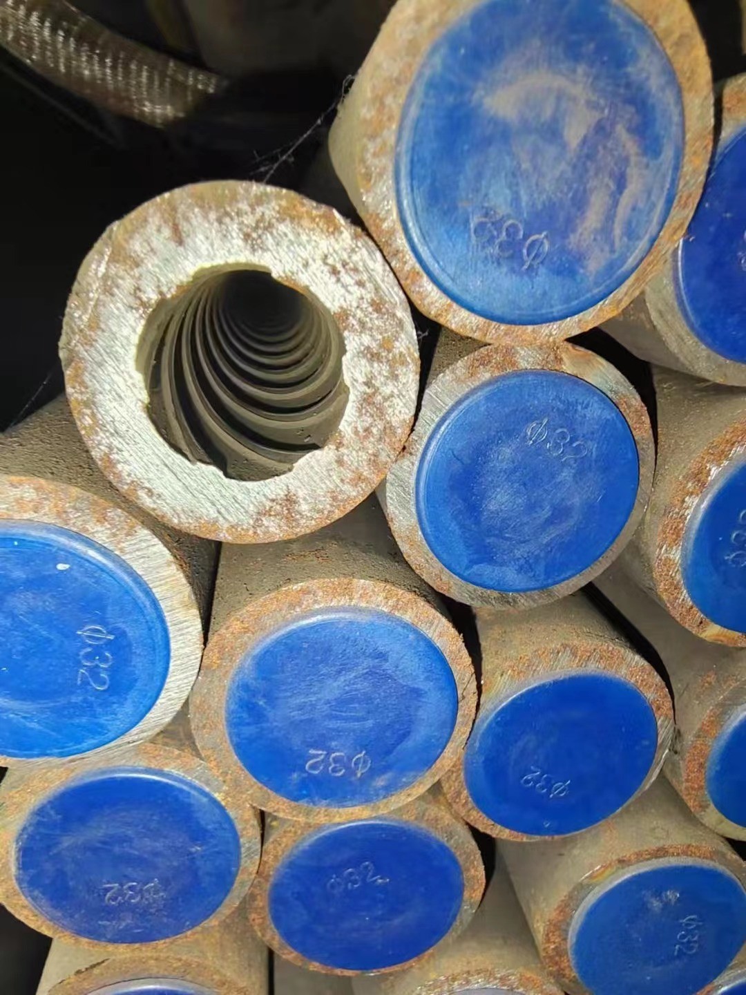 42M112\SA-210C\內(nèi)螺紋\鋼管尺寸Φ63.5×7.5，單根長度＞6m